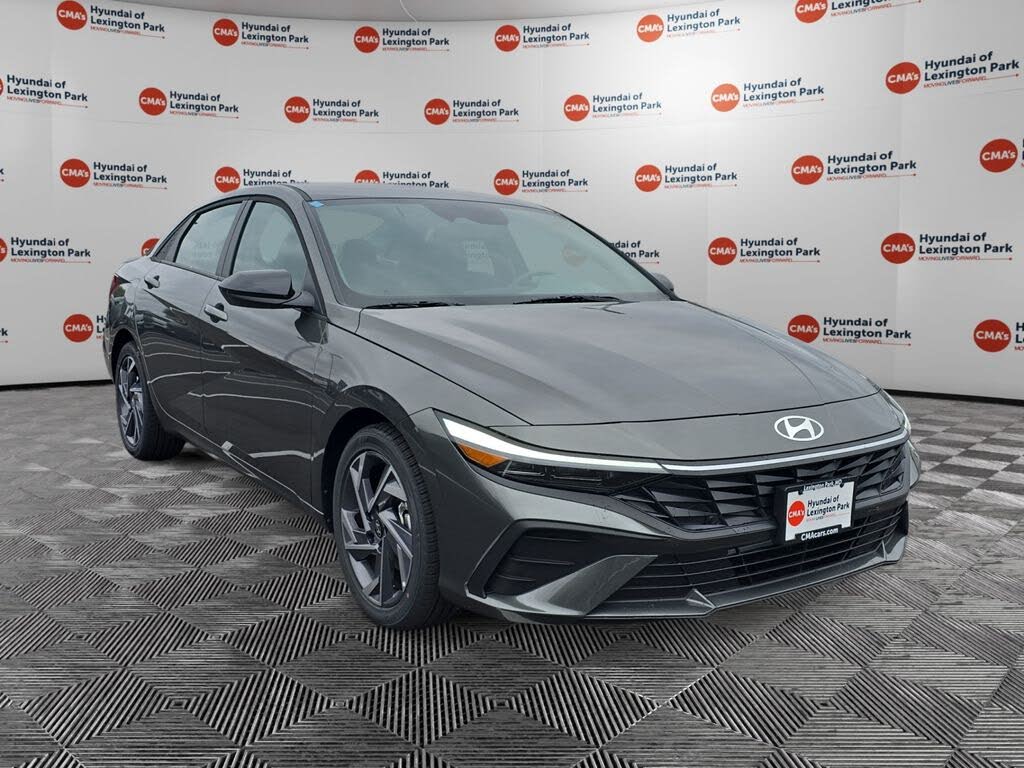 2025 Hyundai Elantra SEL Sport FWD