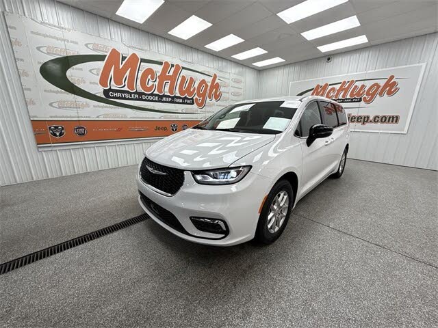 2026 Chrysler Pacifica Select FWD