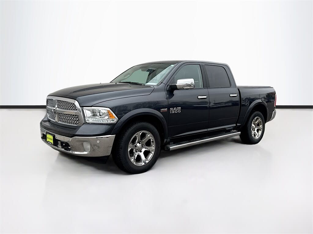 2018 RAM 1500 Laramie Crew Cab 4WD