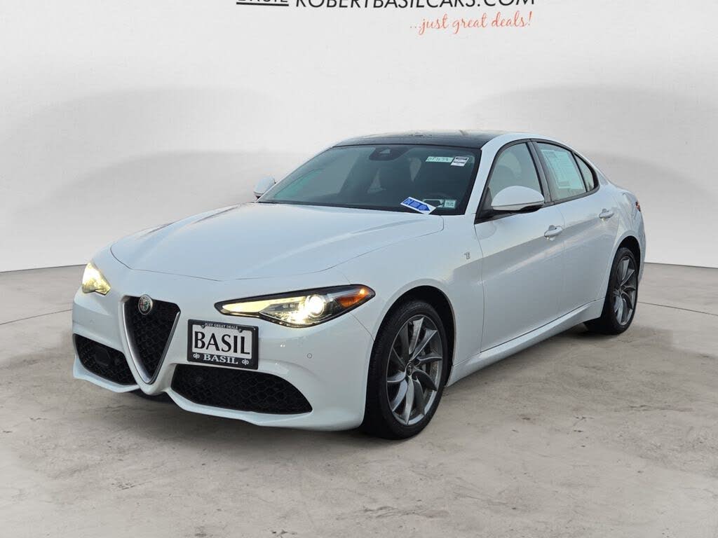 2022 Alfa Romeo Giulia Ti AWD