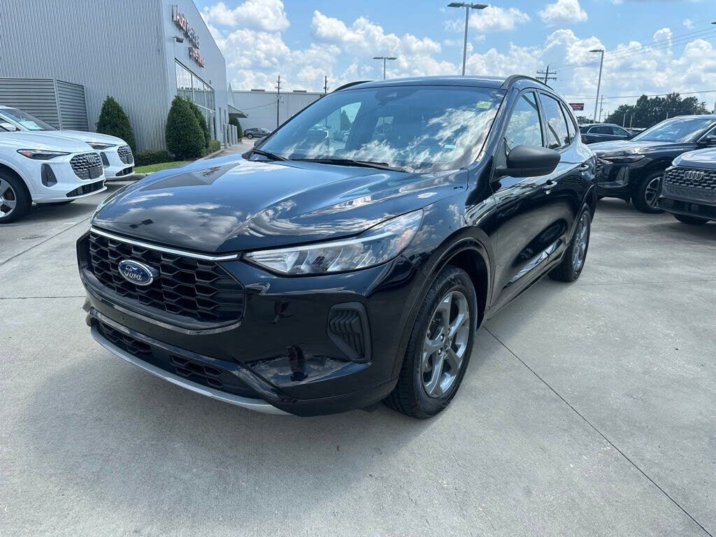 2023 Ford Escape ST-Line AWD