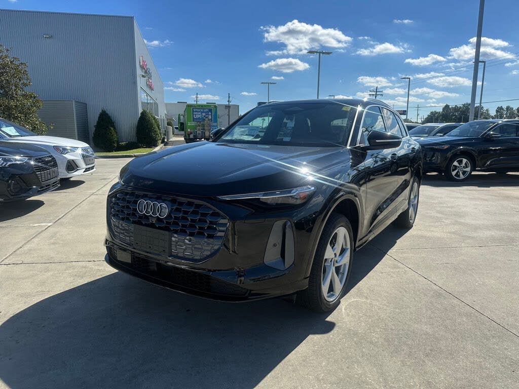 2025 Audi Q5 quattro Premium Plus 40 TFSI