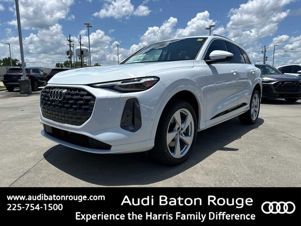 2025 Audi Q5 quattro Premium Plus 40 TFSI