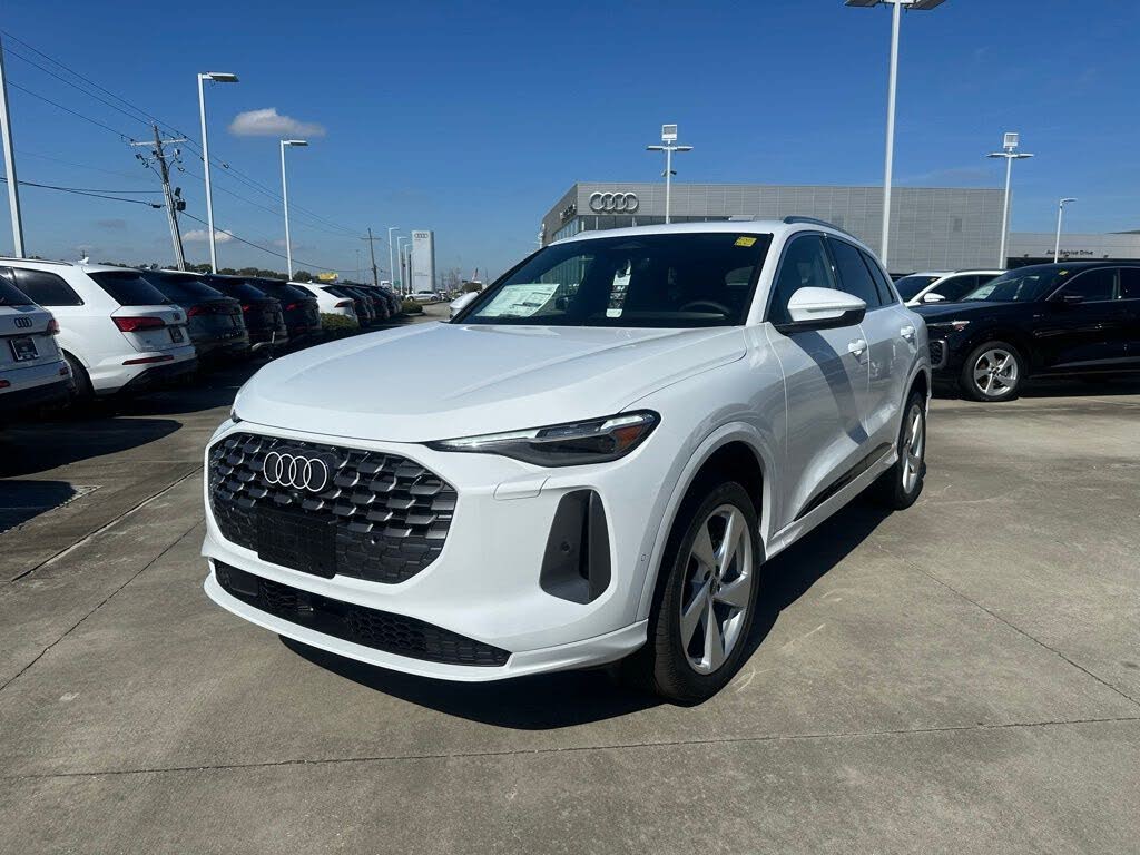 2025 Audi Q5 quattro Premium Plus 40 TFSI