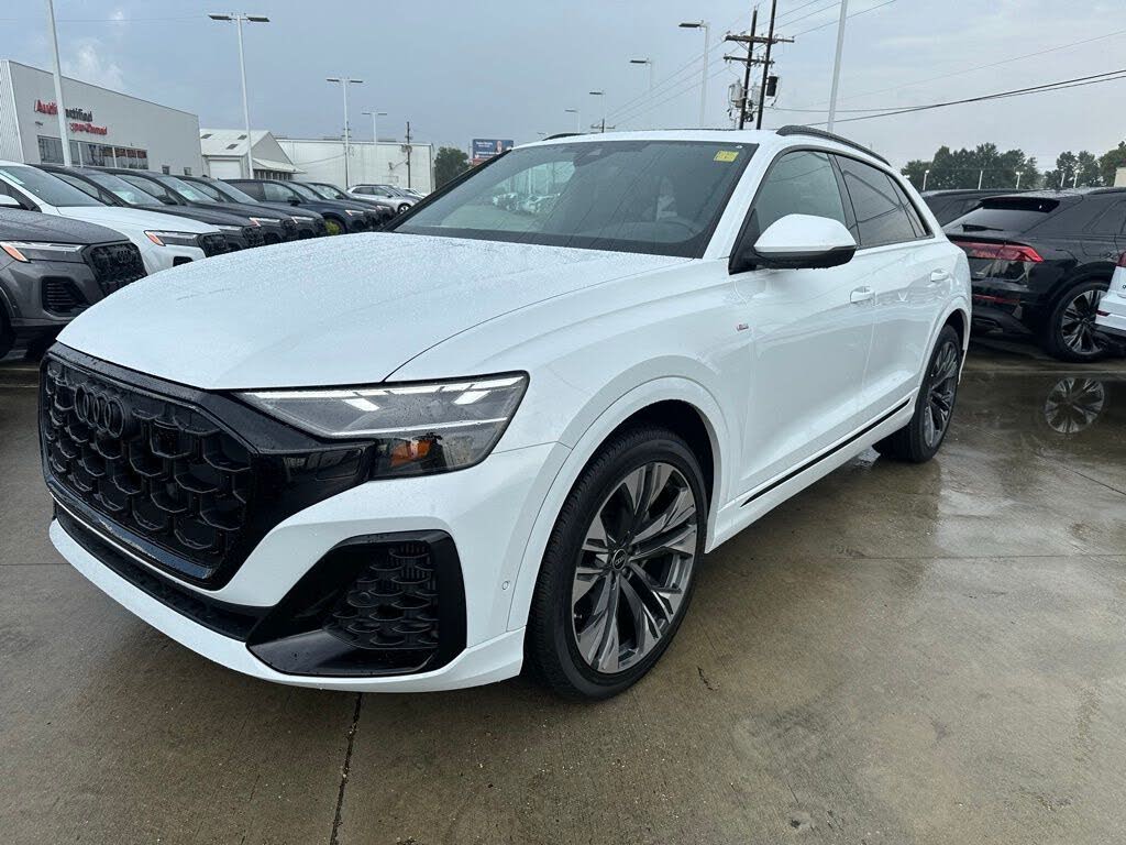 2025 Audi Q8 quattro Premium Plus 55 TFSI