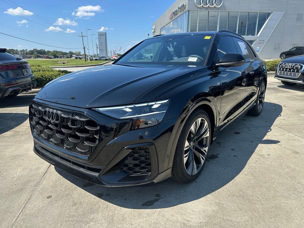 2025 Audi Q8 quattro Premium Plus 55 TFSI