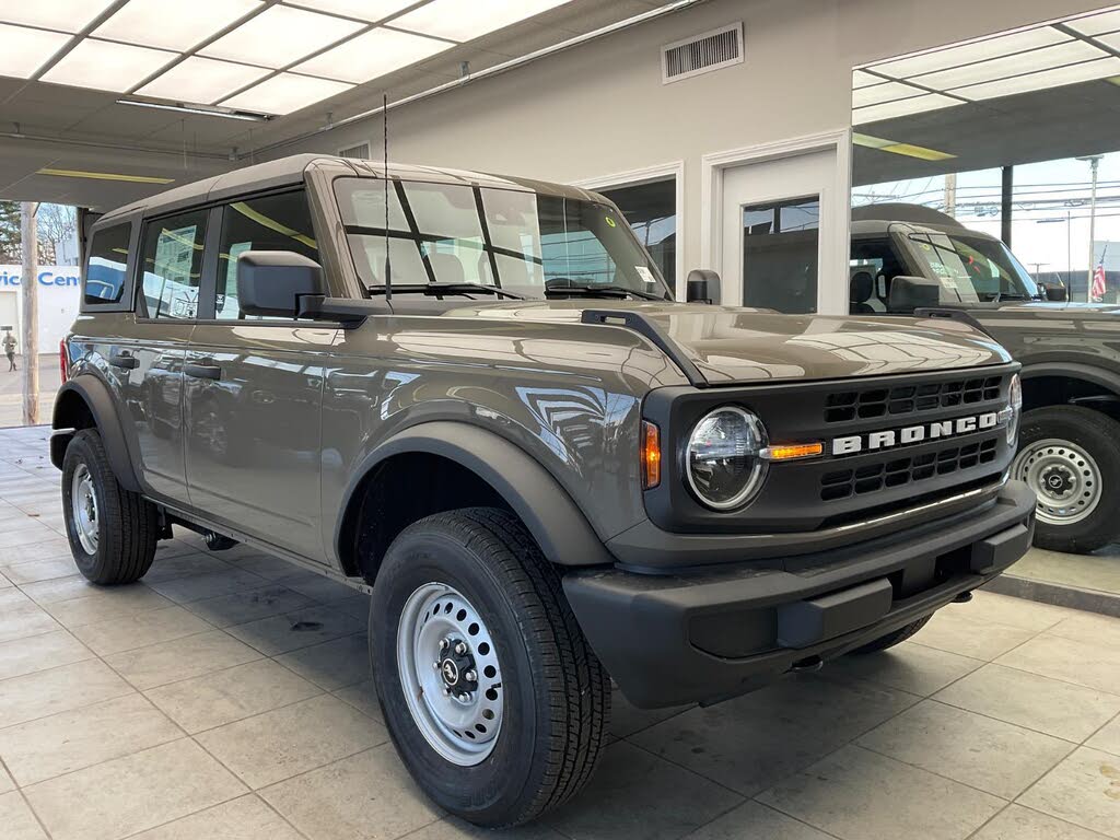 2025 Ford Bronco 4-Door 4WD