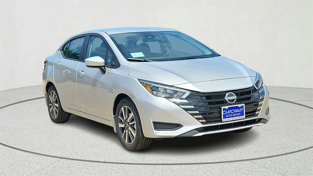 2025 Nissan Versa SV FWD