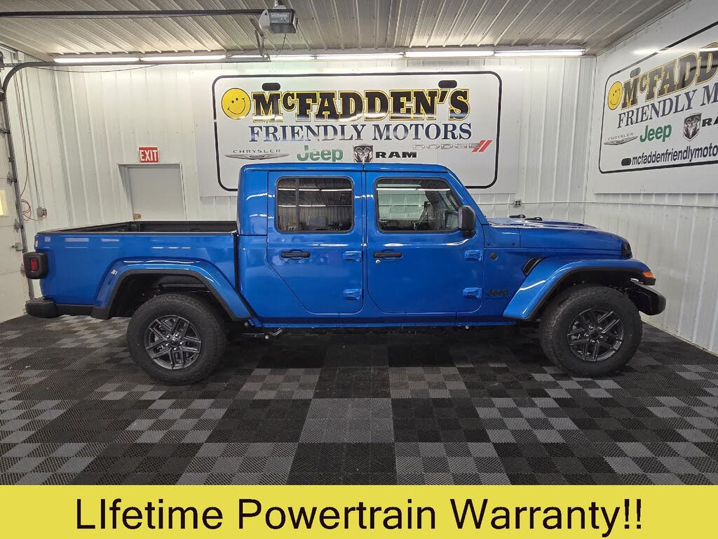 2026 Jeep Gladiator Sport S Crew Cab 4WD