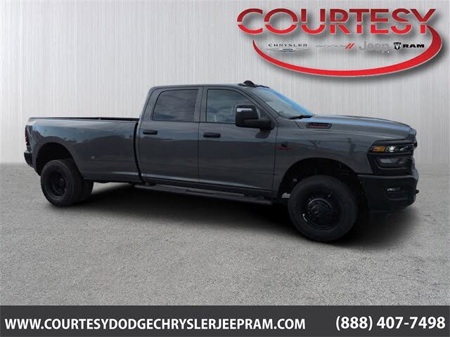 2026 RAM 3500 Tradesman Crew Cab LB DRW 4WD