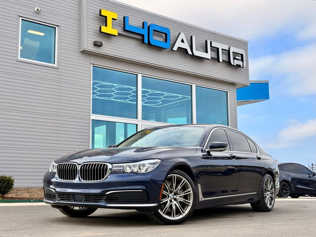 2019 BMW 7 Series 740i RWD