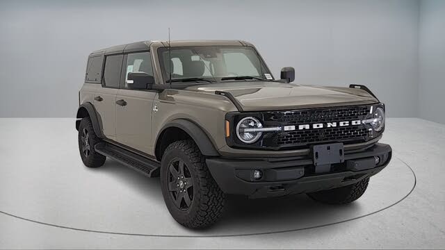 2025 Ford Bronco Outer Banks 4-Door 4WD