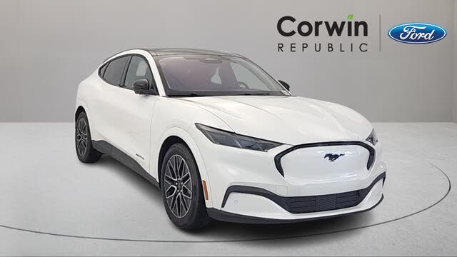 2025 Ford Mustang Mach-E Premium AWD