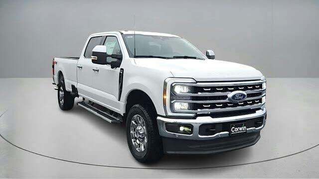 2026 Ford F-350 Super Duty Lariat Crew Cab 4WD
