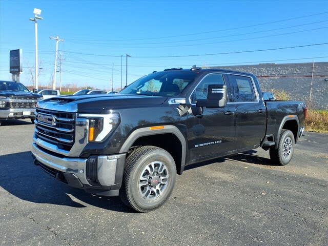 2026 GMC Sierra 3500HD SLE Crew Cab 4WD