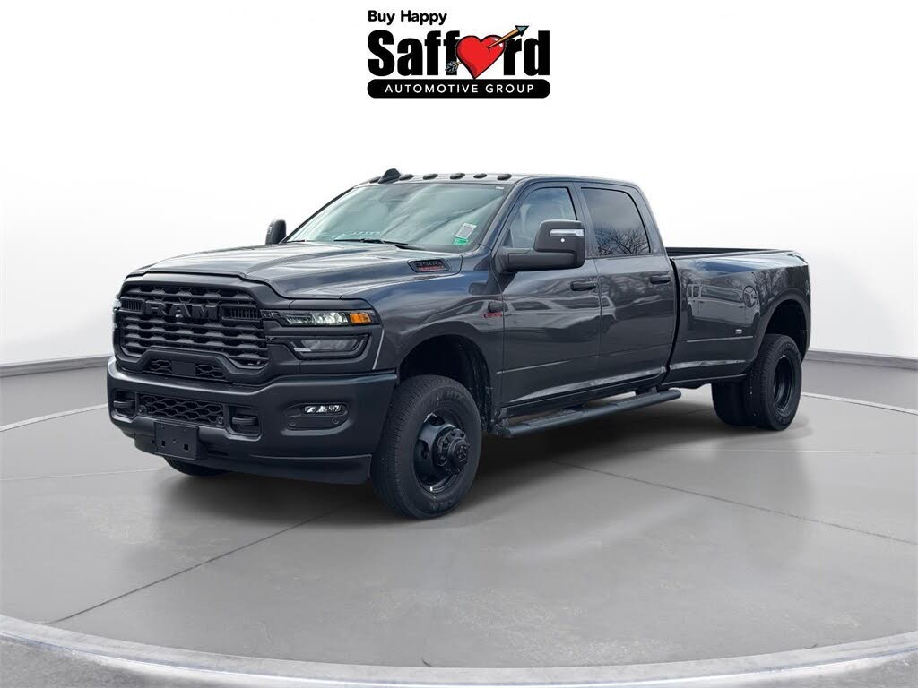 2026 RAM 3500 Tradesman Crew Cab LB DRW 4WD