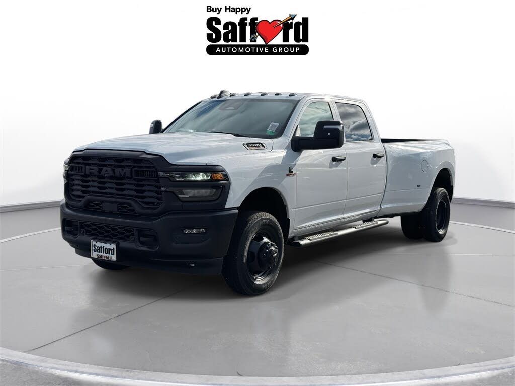 2026 RAM 3500 Tradesman Crew Cab LB DRW 4WD