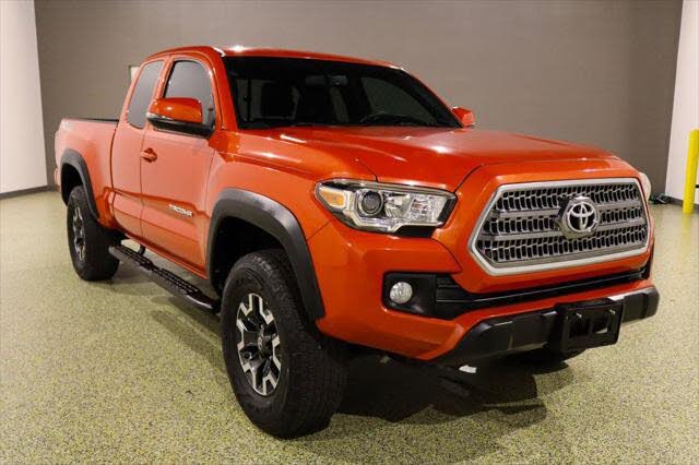 2017 Toyota Tacoma TRD Off Road V6 Access Cab 4WD