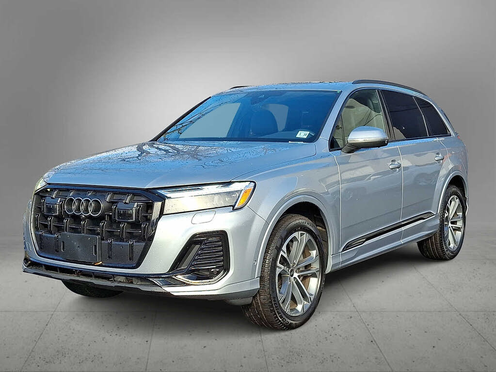 2025 Audi Q7 quattro Premium 45 TFSI
