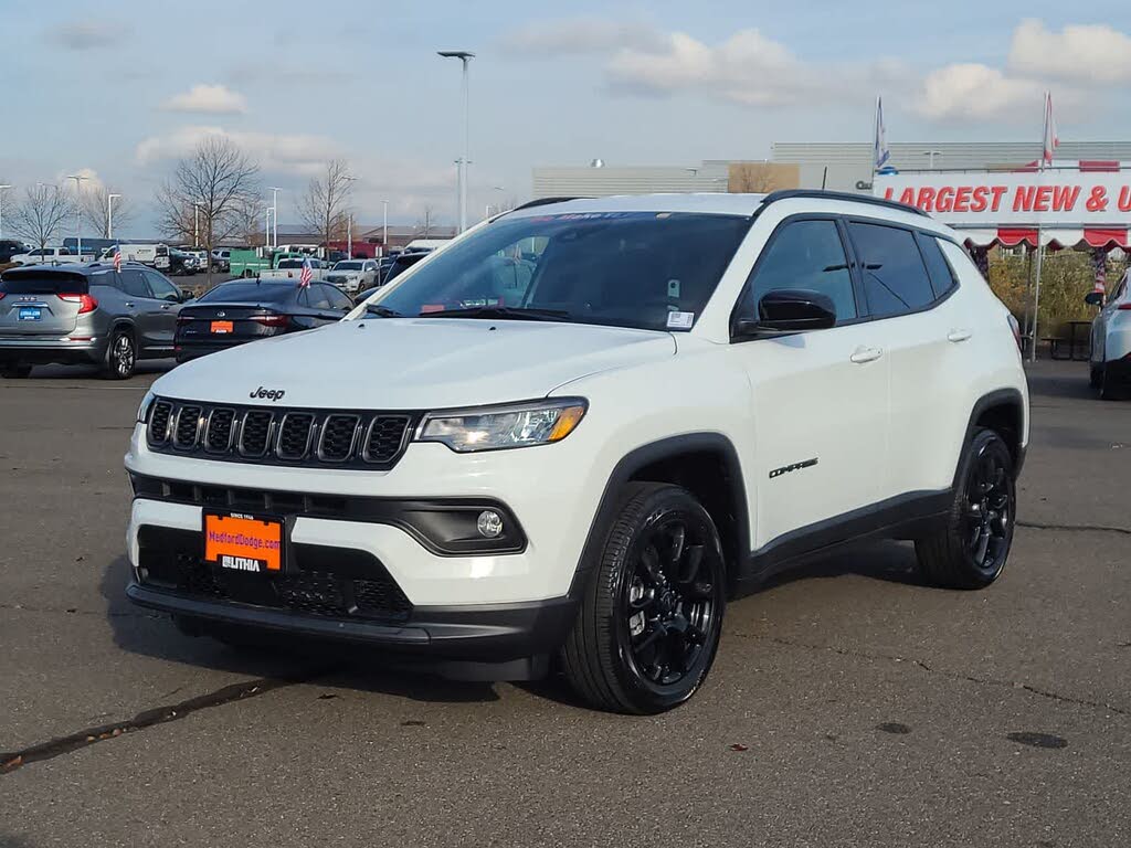 2026 Jeep Compass Latitude Altitude 4WD
