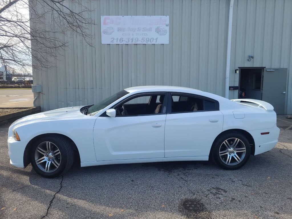 2013 Dodge Charger SE RWD