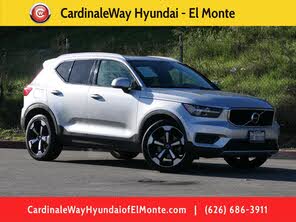 Volvo XC40 T5 Momentum AWD