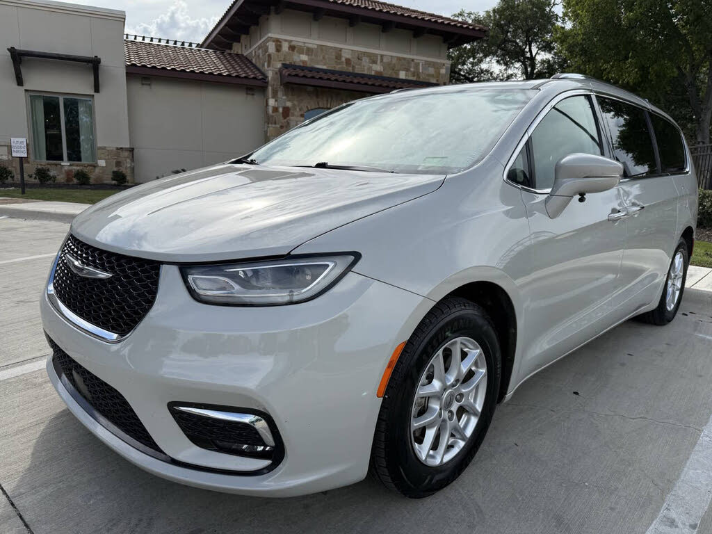 2021 Chrysler Pacifica Touring L FWD