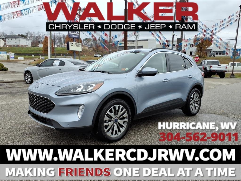 2022 Ford Escape Titanium AWD