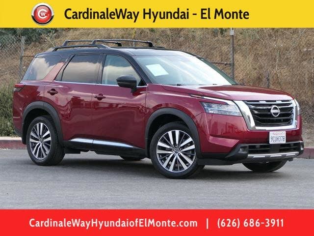 2022 Nissan Pathfinder Platinum FWD