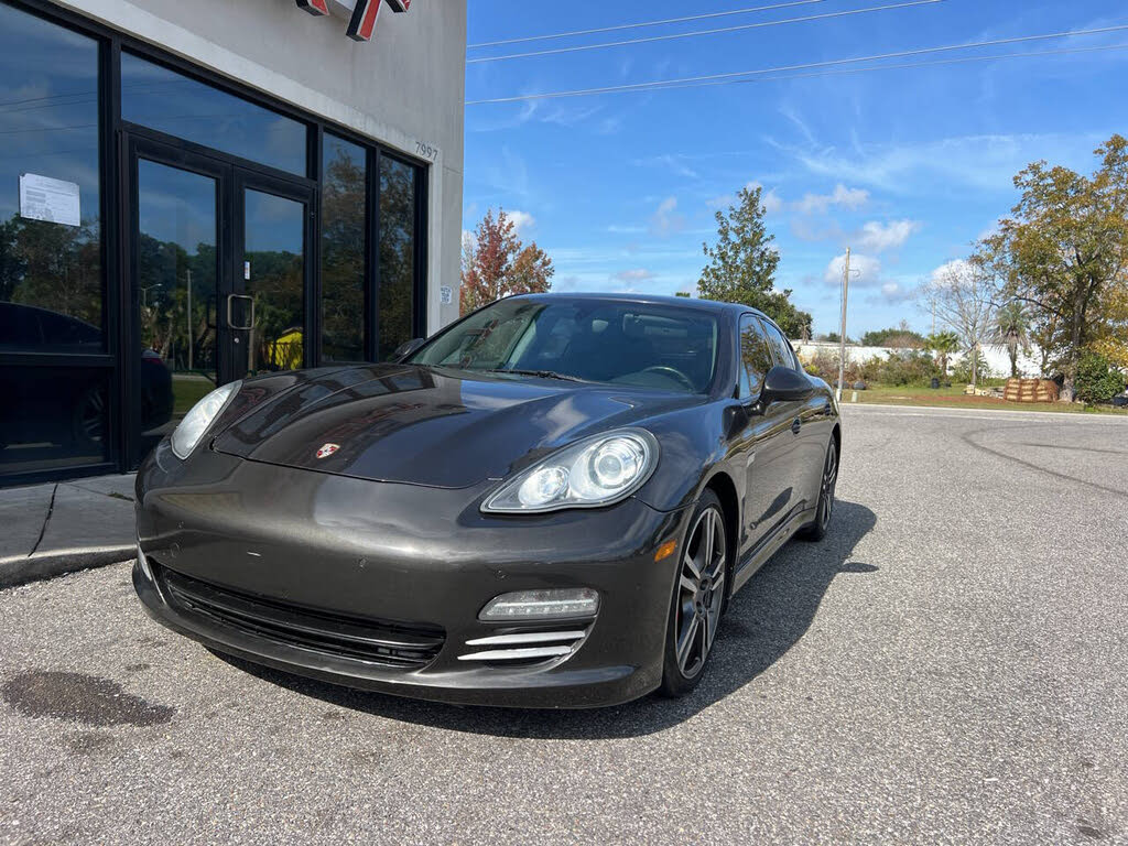 2013 Porsche Panamera 4