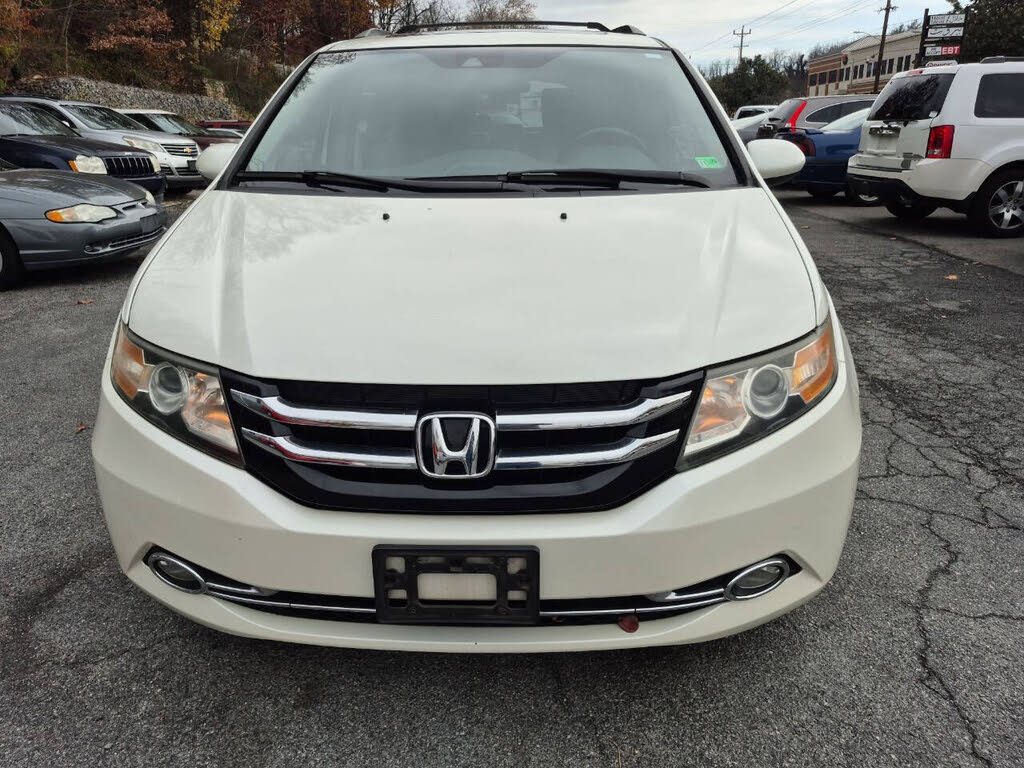 2014 Honda Odyssey EX-L FWD with DVD