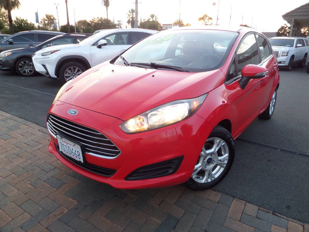 2015 Ford Fiesta SE Hatchback