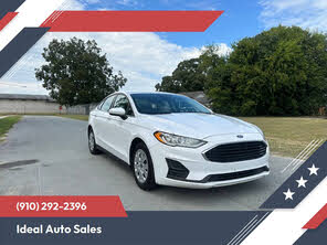 Ford Fusion S FWD