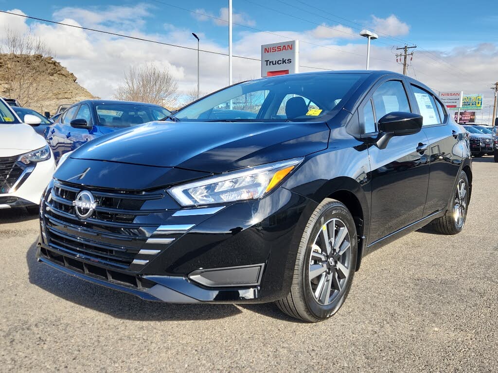 2025 Nissan Versa SV FWD