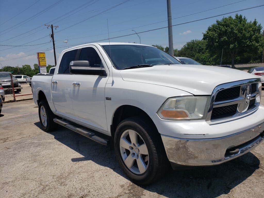 2011 RAM 1500 SLT Crew Cab 4WD