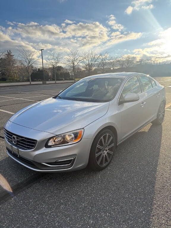 2015 Volvo S60 T5 Premier Plus AWD