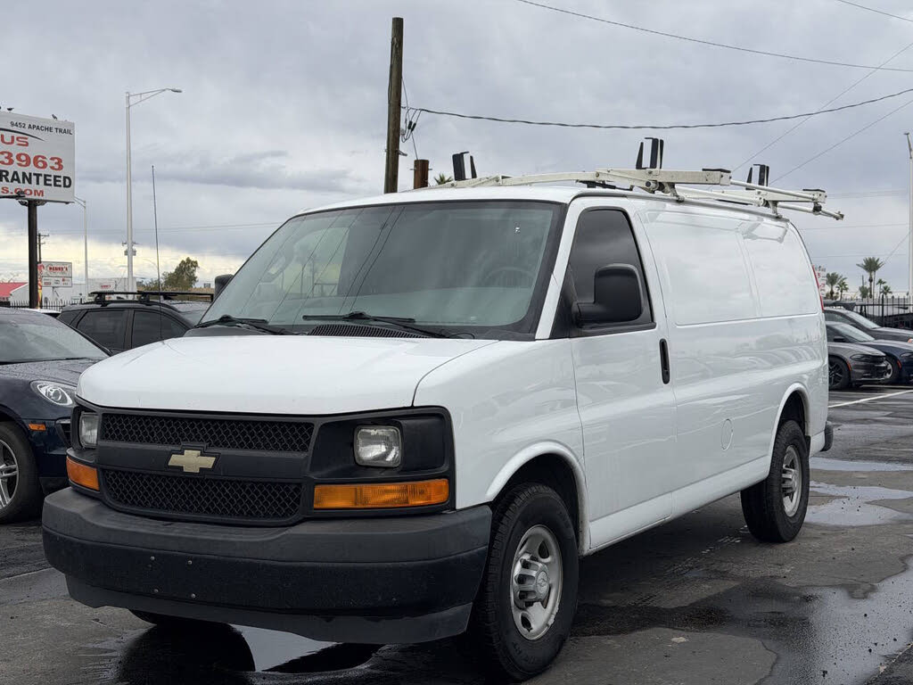 2017 Chevrolet Express Cargo 2500 RWD