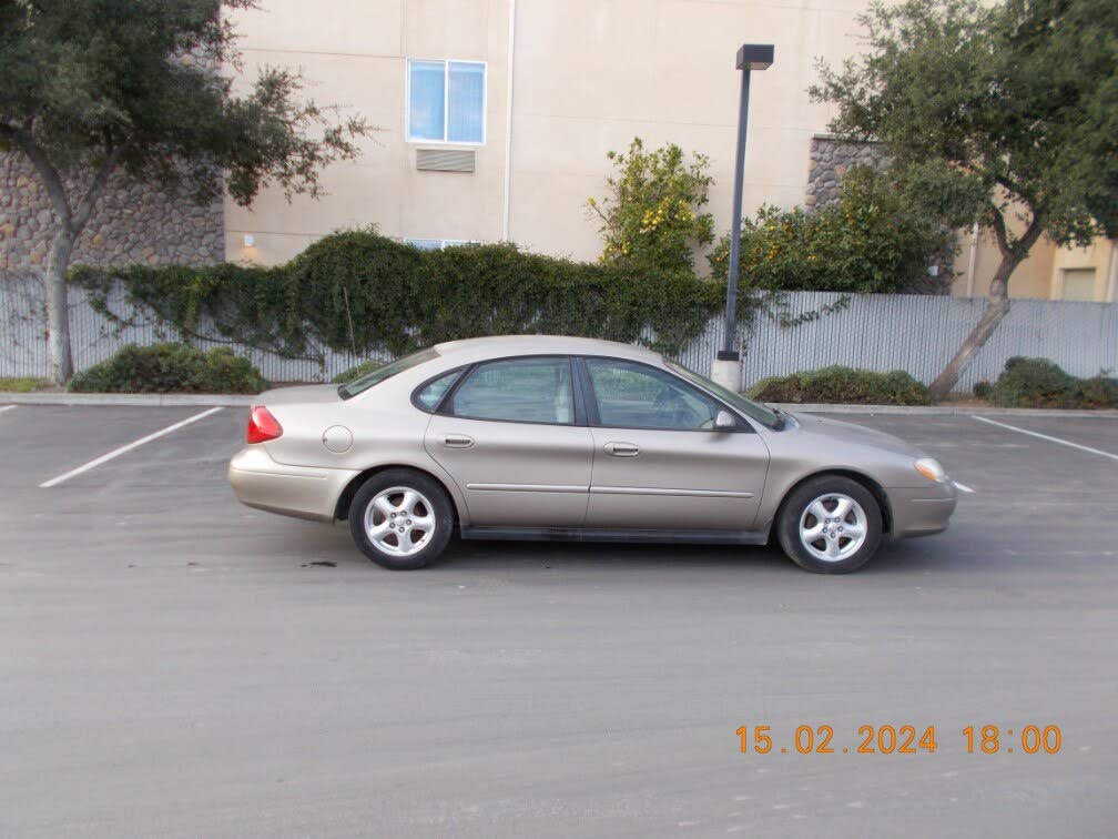 2003 Ford Taurus SES