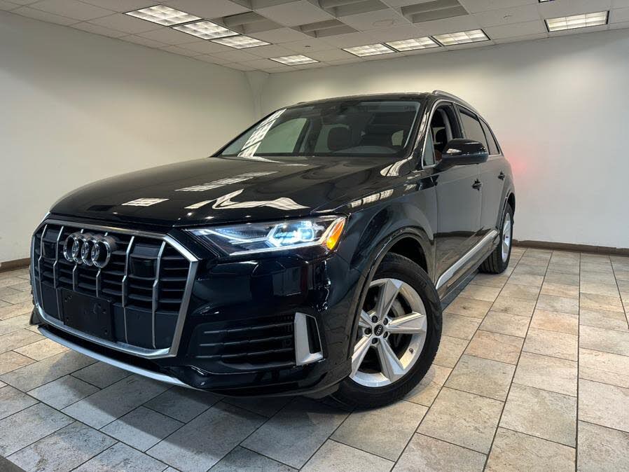 2023 Audi Q7 quattro Premium 55 TFSI