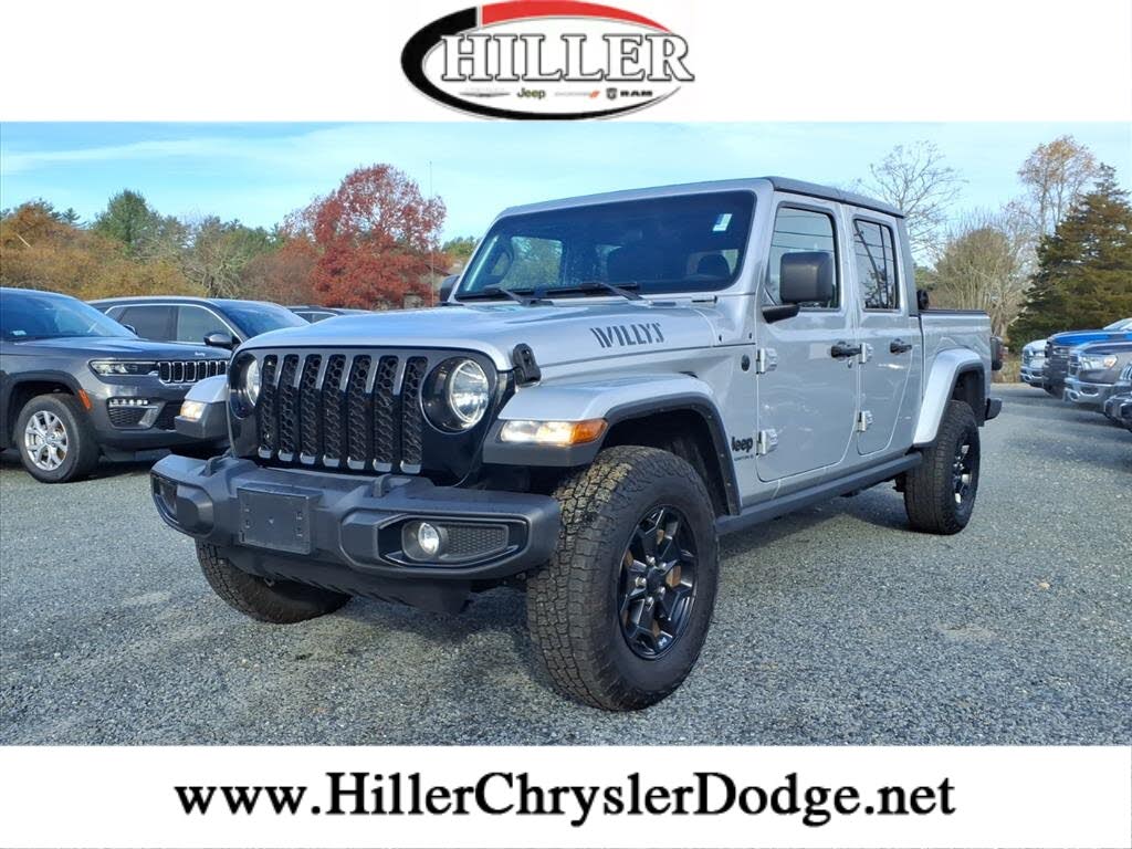 2023 Jeep Gladiator Willys Crew Cab 4WD