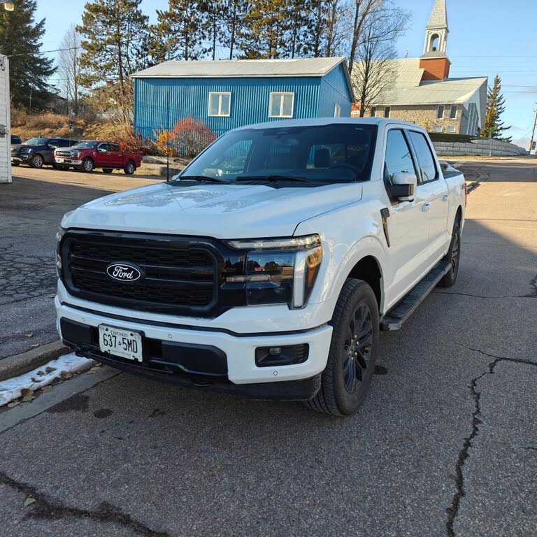 2025 Ford F-150 Lariat SuperCrew 4WD