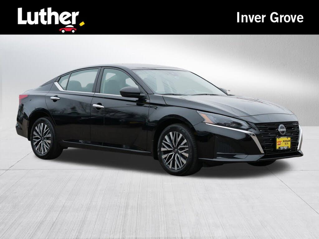 2024 Nissan Altima 2.5 SV AWD
