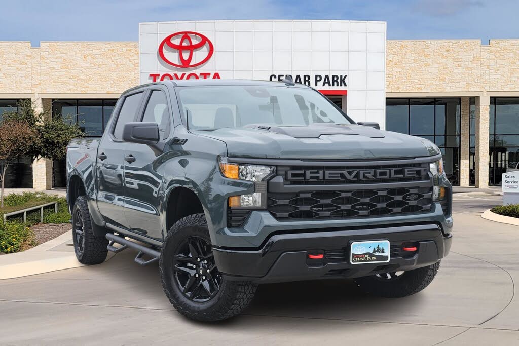 2025 Chevrolet Silverado 1500 Custom Trail Boss Crew Cab 4WD