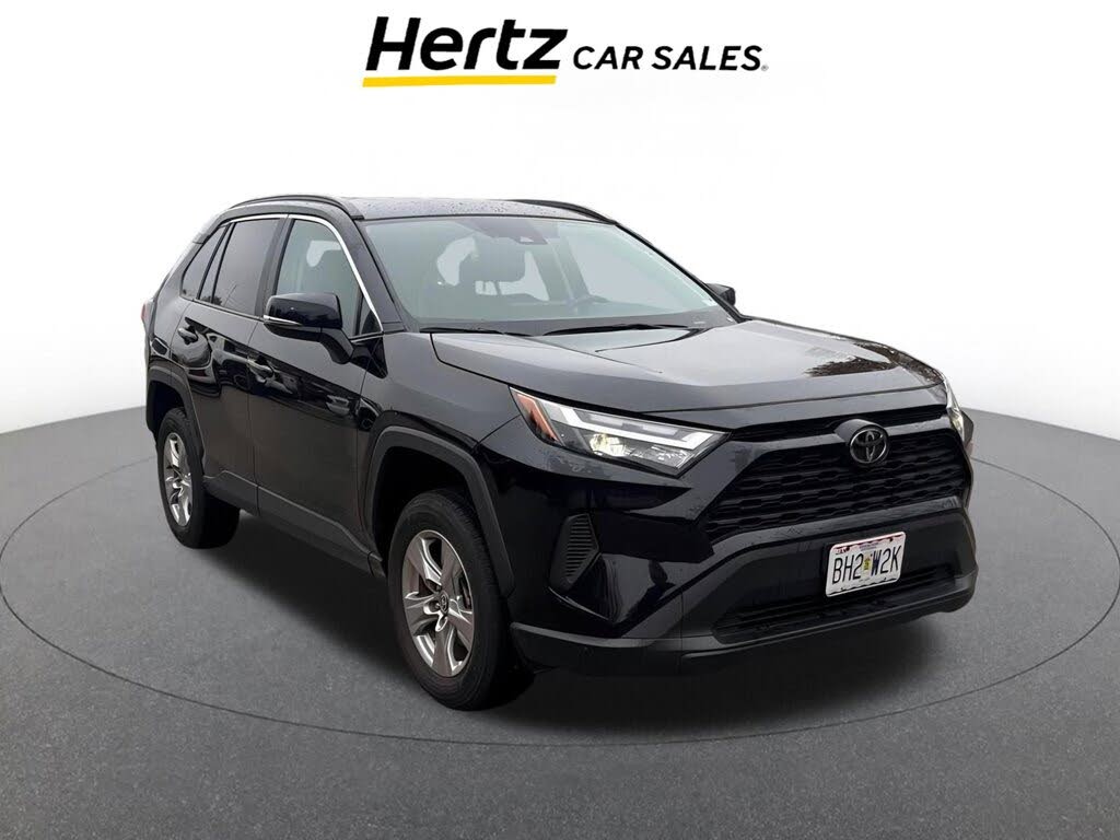 2025 Toyota RAV4 XLE FWD