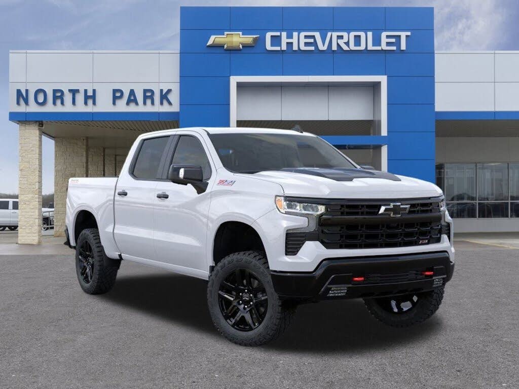 2026 Chevrolet Silverado 1500 LT Trail Boss Crew Cab 4WD