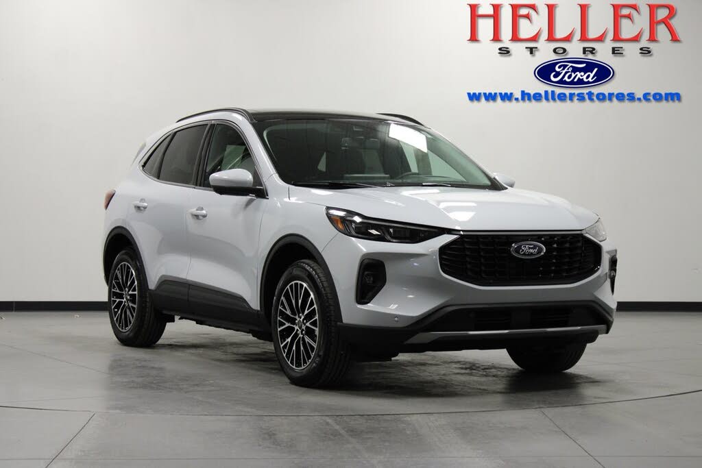 2026 Ford Escape Hybrid Plug-in FWD