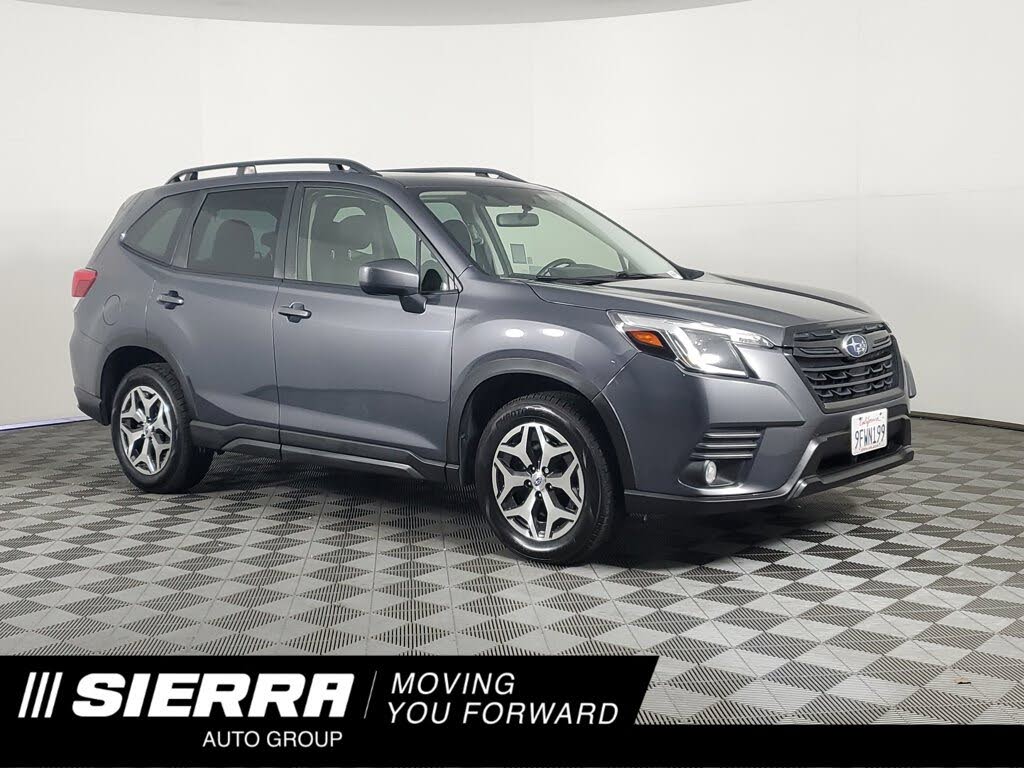 2023 Subaru Forester Premium Crossover AWD