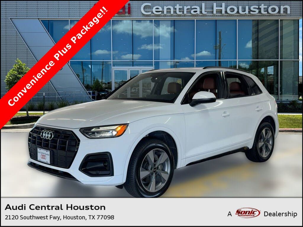 2025 Audi Q5 quattro Premium 40 TFSI