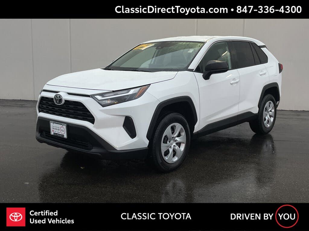 2025 Toyota RAV4 LE FWD