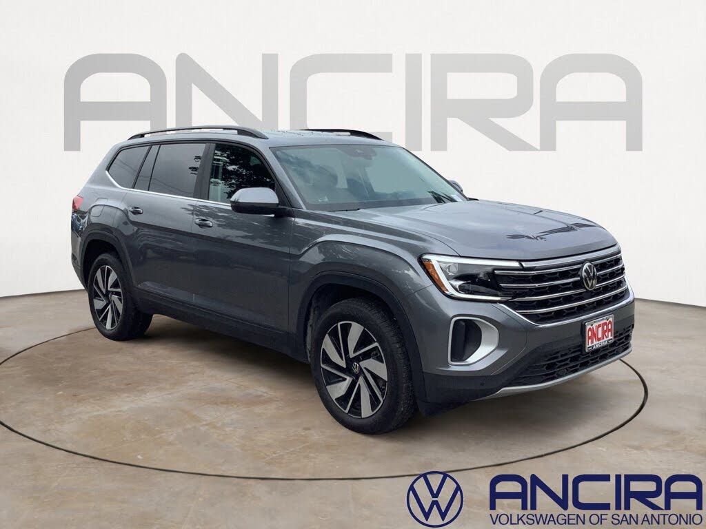 2025 Volkswagen Atlas SE FWD with Technology